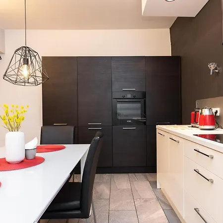 Stylish Apartment With Parking In Telliskivi Tallinn Exterior photo
