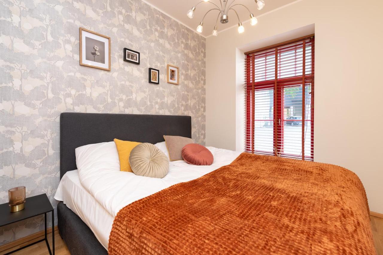 Apartment Stylish With Parking In Telliskivi