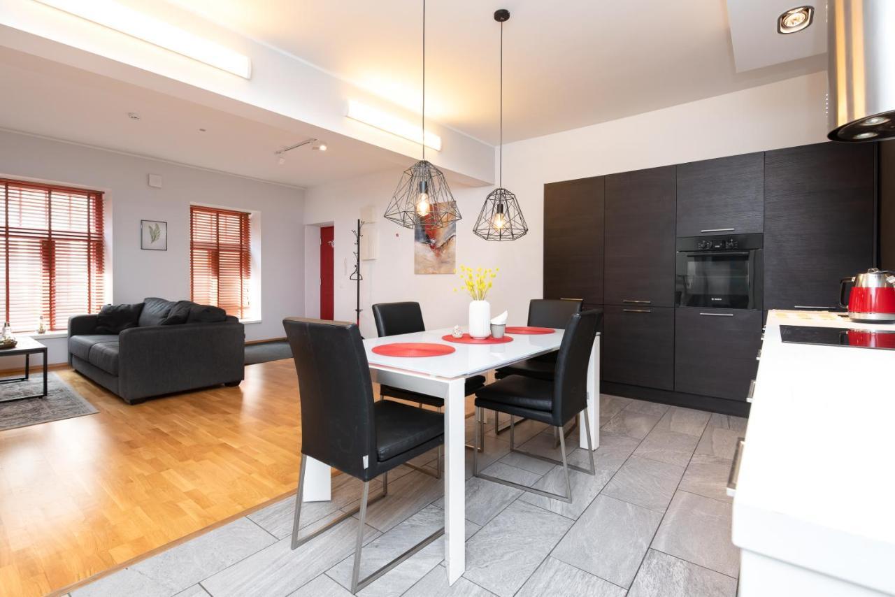 Stylish With Parking In Telliskivi Apartment *