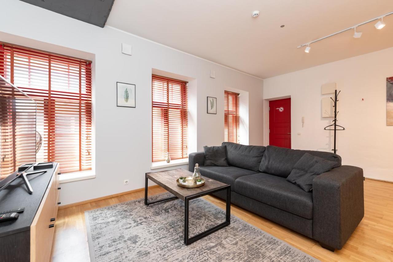 Apartment Stylish With Parking In Telliskivi