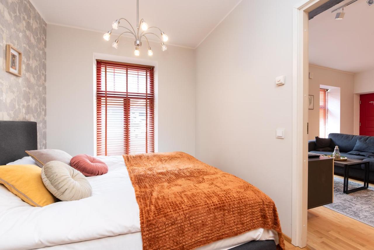 Stylish With Parking In Telliskivi Apartment